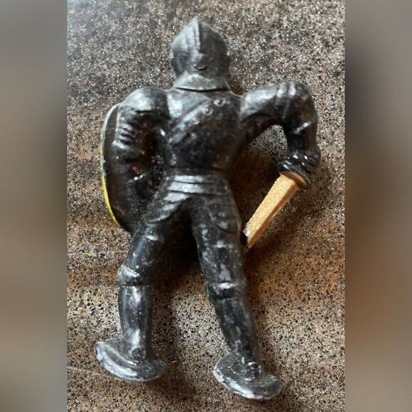 Lot 8 Robin Hood Friar Tuck Merry Men Cast Lead Figures Vintage Manoil 1940/50 - Picture 9 of 16